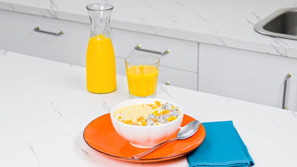 Sunrise Smoothie Bowl Horizontal